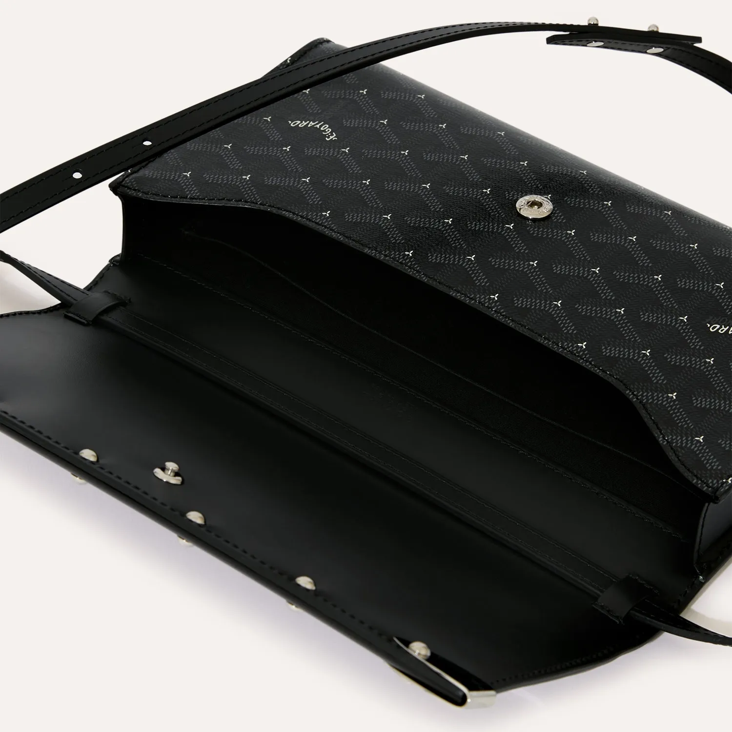 GOYARD Monte-Carlo PM clutch Capitonnage - Image 3